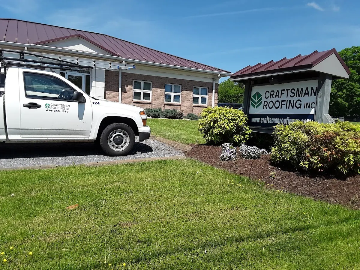 Quality Ice Dam Removal by experienced craftsmen in Spotswood